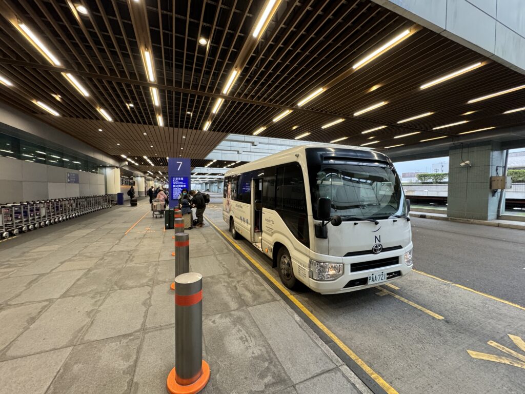 ノボテル 台北 タオユエン インターナショナル エアポートシャトルバス
